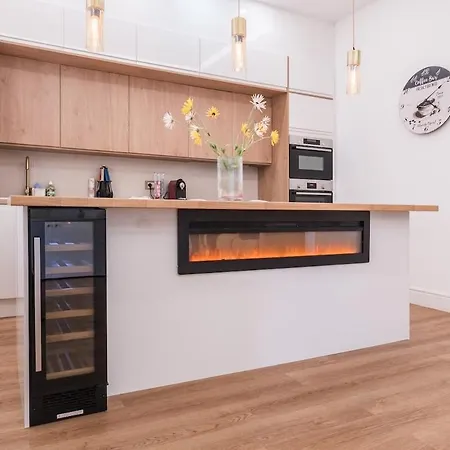 Parcheggio Privato 15 Minuti A Piedi Dalla Stazione Di Migliarina * La Spezia