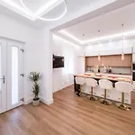 Parcheggio Privato 15 Minuti A Piedi Dalla Stazione Di Migliarina Apartamento