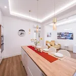 Apartamento Parcheggio Privato 15 Minuti A Piedi Dalla Stazione Di Migliarina *