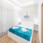 Parcheggio Privato 15 Minuti A Piedi Dalla Stazione Di Migliarina Apartamento